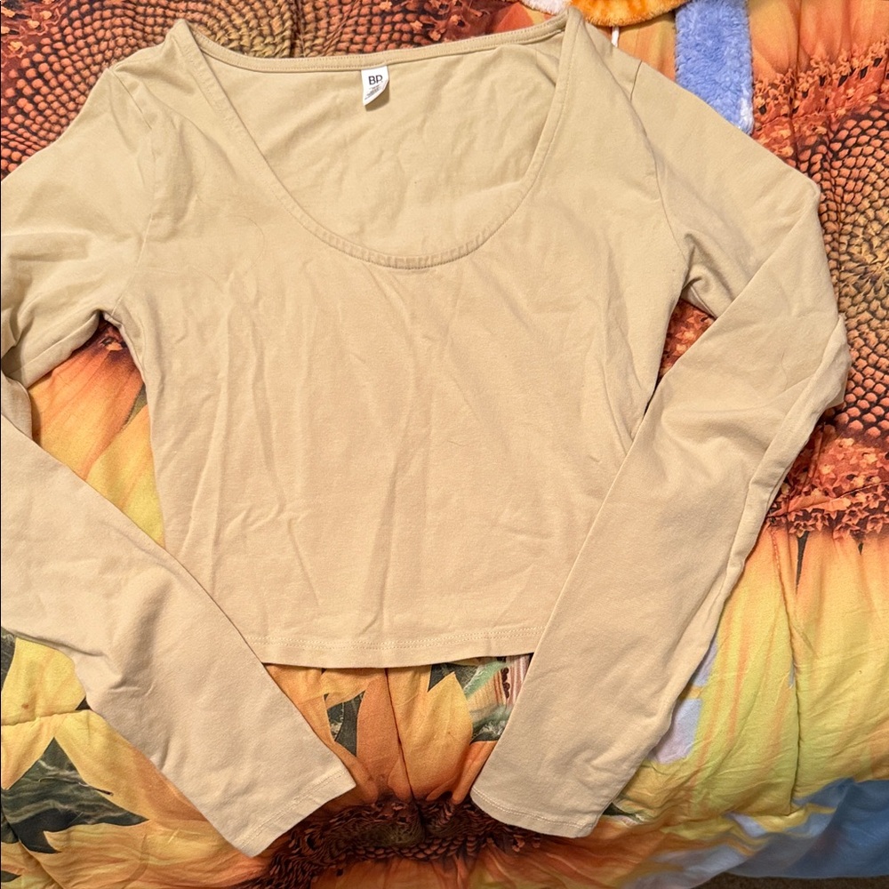 BP Beige Scoop Neck Long Sleeve Crop Top